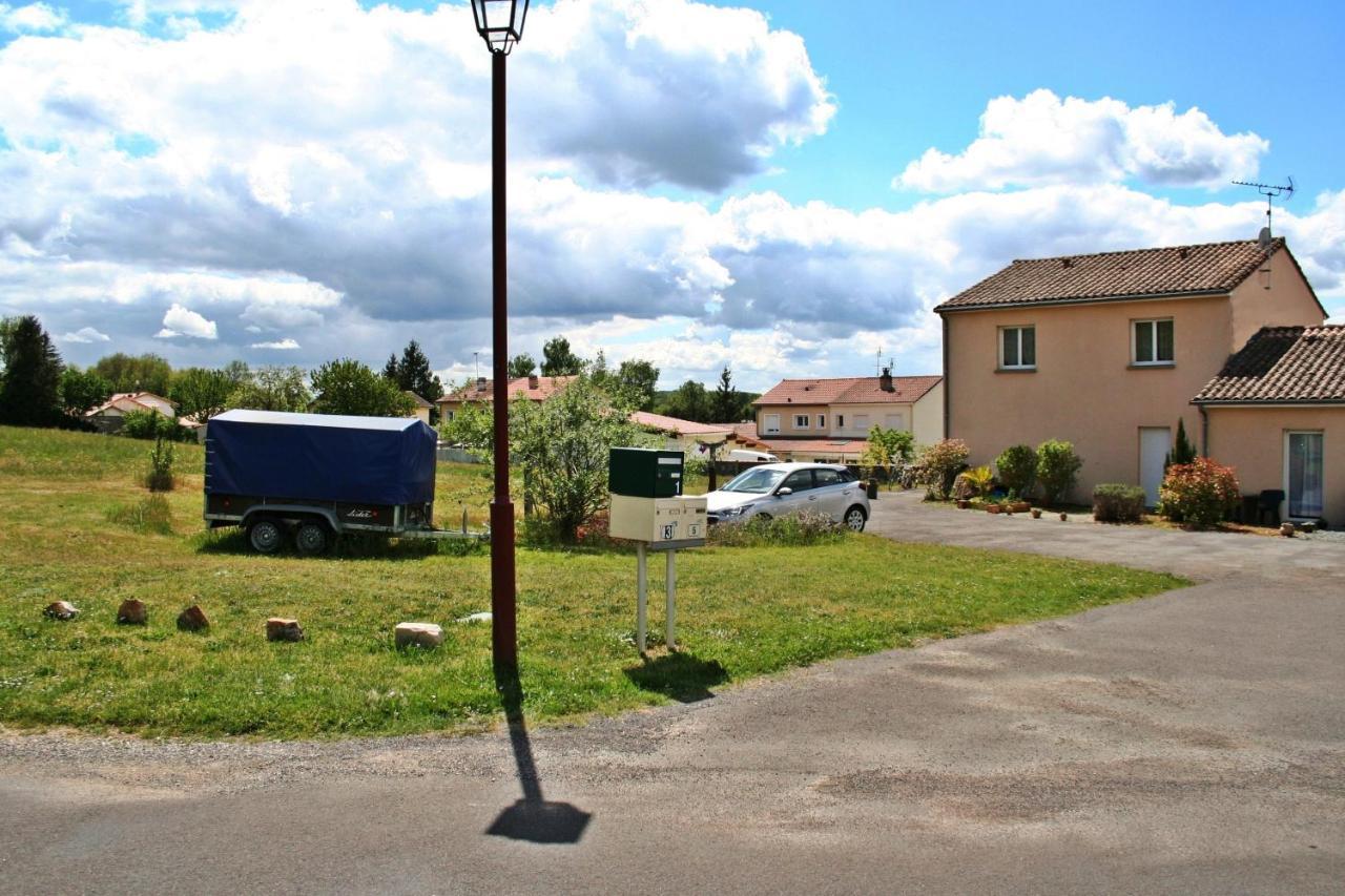 BonAbri Vacances - Chambres d'hôtes Chazelles (Charente) Exterior foto