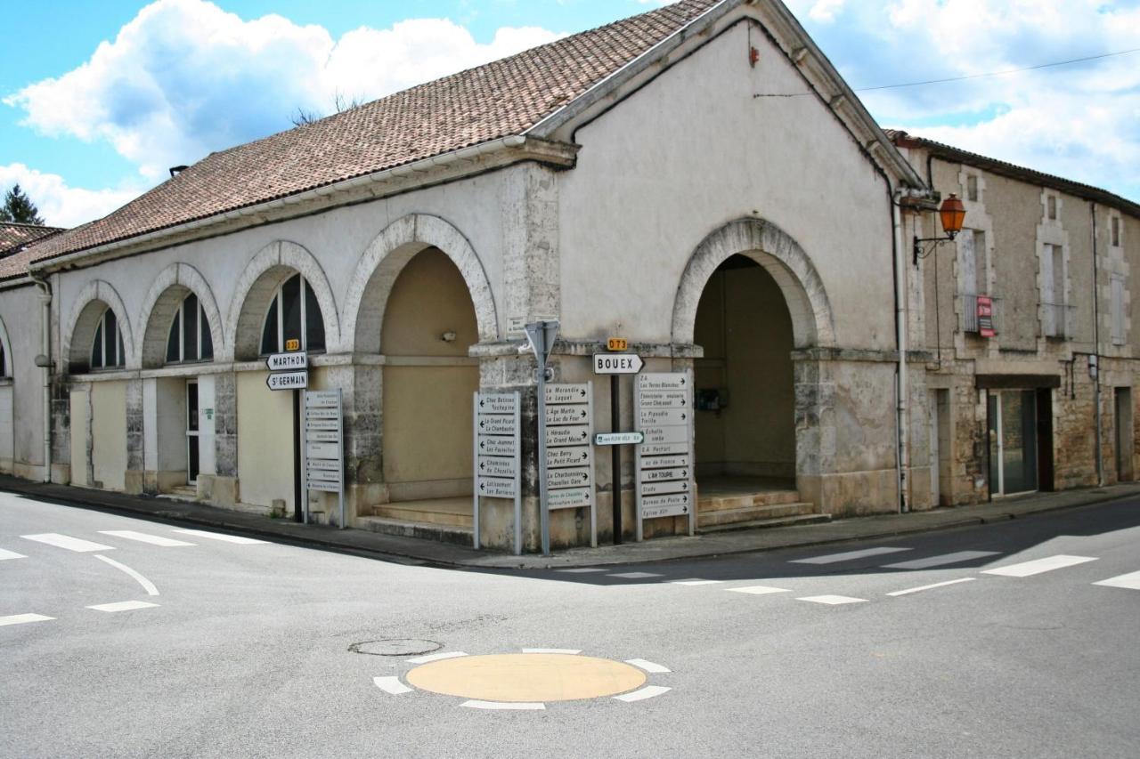 BonAbri Vacances - Chambres d'hôtes Chazelles (Charente) Exterior foto